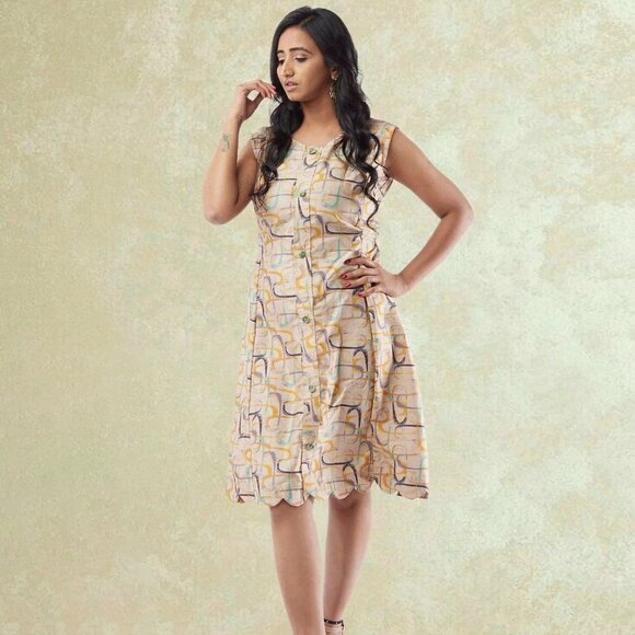 Cream Geometric Print Raw Silk Dress | Muvvas Boutique - Picture 3 of 4